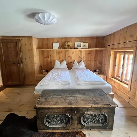 Historic Engadine House With Sauna Villa
